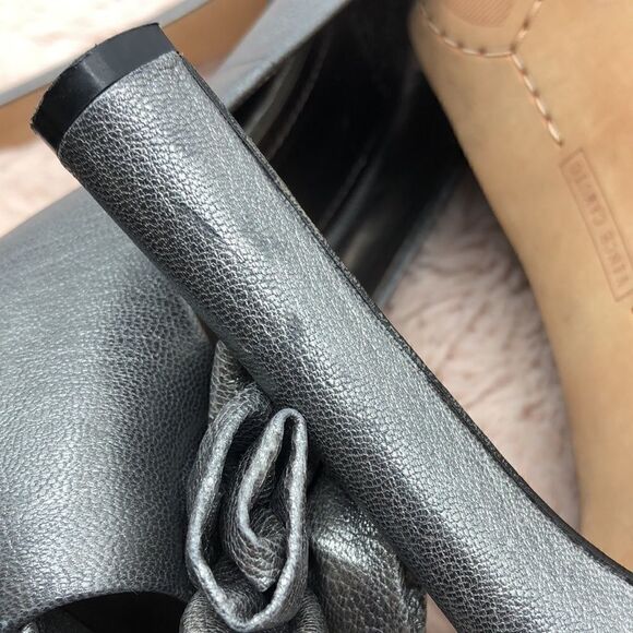 Vince Camuto gray rosette 5.5” heels - Picture 6 of 6